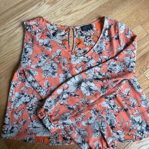Astr the label floral cropped shirt